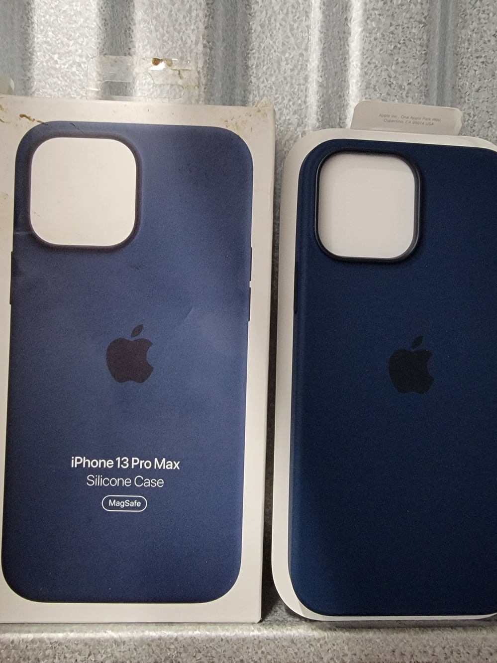 Apple Silicone Case for iPhone 13 Pro Max - Navy Blue